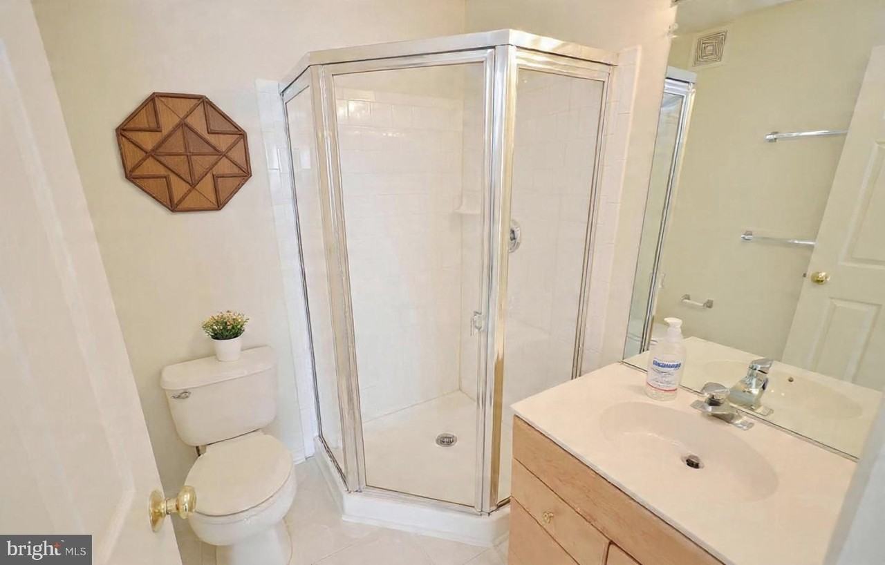 45460 Conductor Ter Unit 300 #300 - Photo 7 of 17