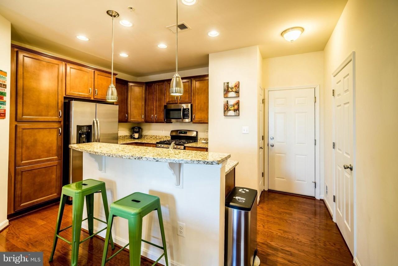 43791 Kingston Station Ter - Photo 6 of 25