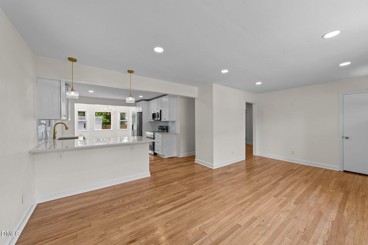 314 Wrenn St - Photo 5 of 23