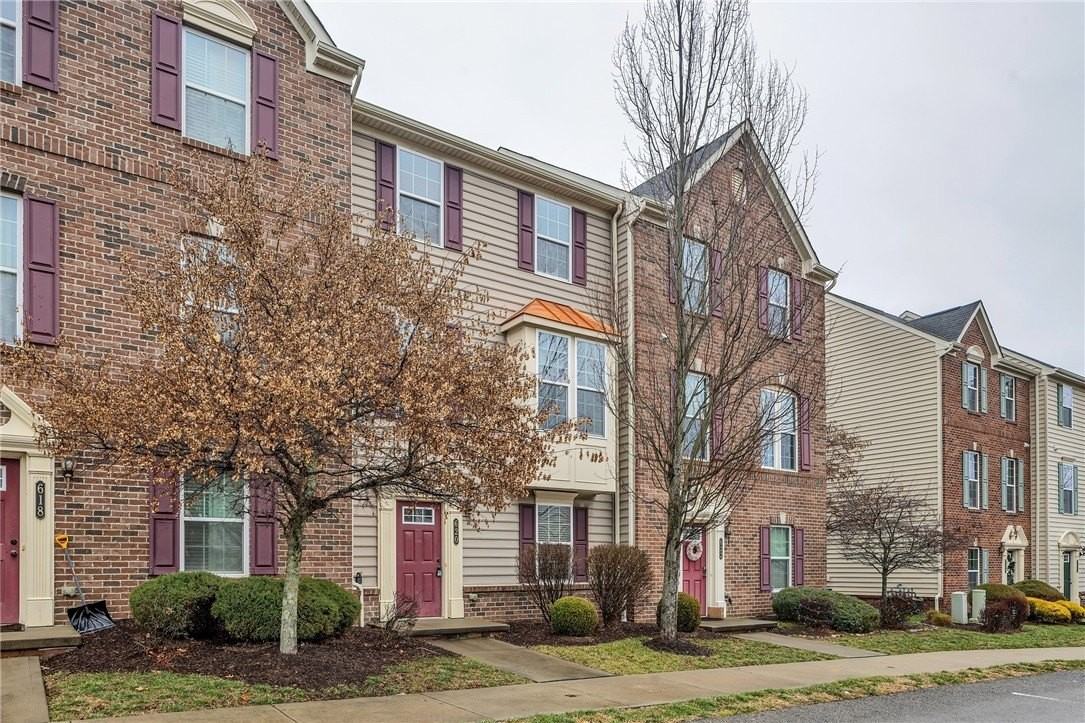 620 Fairgate Dr - Photo 2 of 37