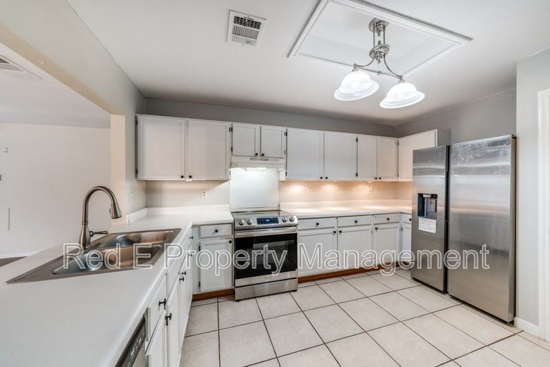 6858 Celes Meadow Dr - Photo 3 of 26