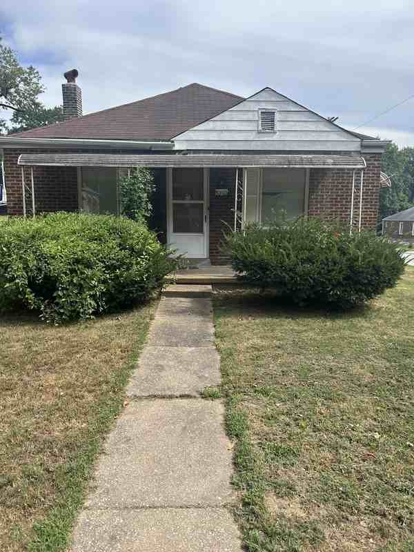 5300 Fletcher St - Photo 3 of 8