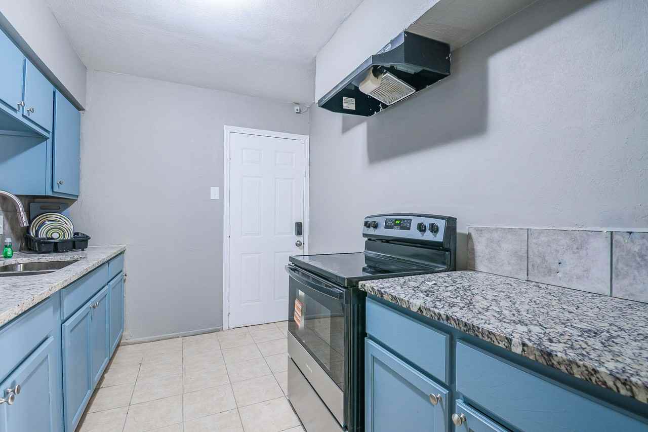 Silvery Moon Dr - Photo 6 of 13