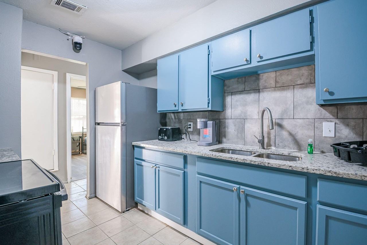 Silvery Moon Dr - Photo 7 of 13