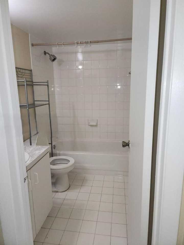 18850 Nw 57th Ave #303 - Photo 7 of 8