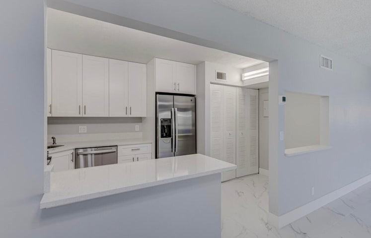 4821 Sable Pine Circle - Photo 4 of 9