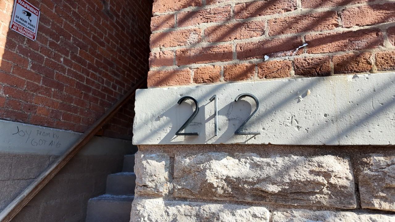 212 Peete St #20 - Photo 2 of 6