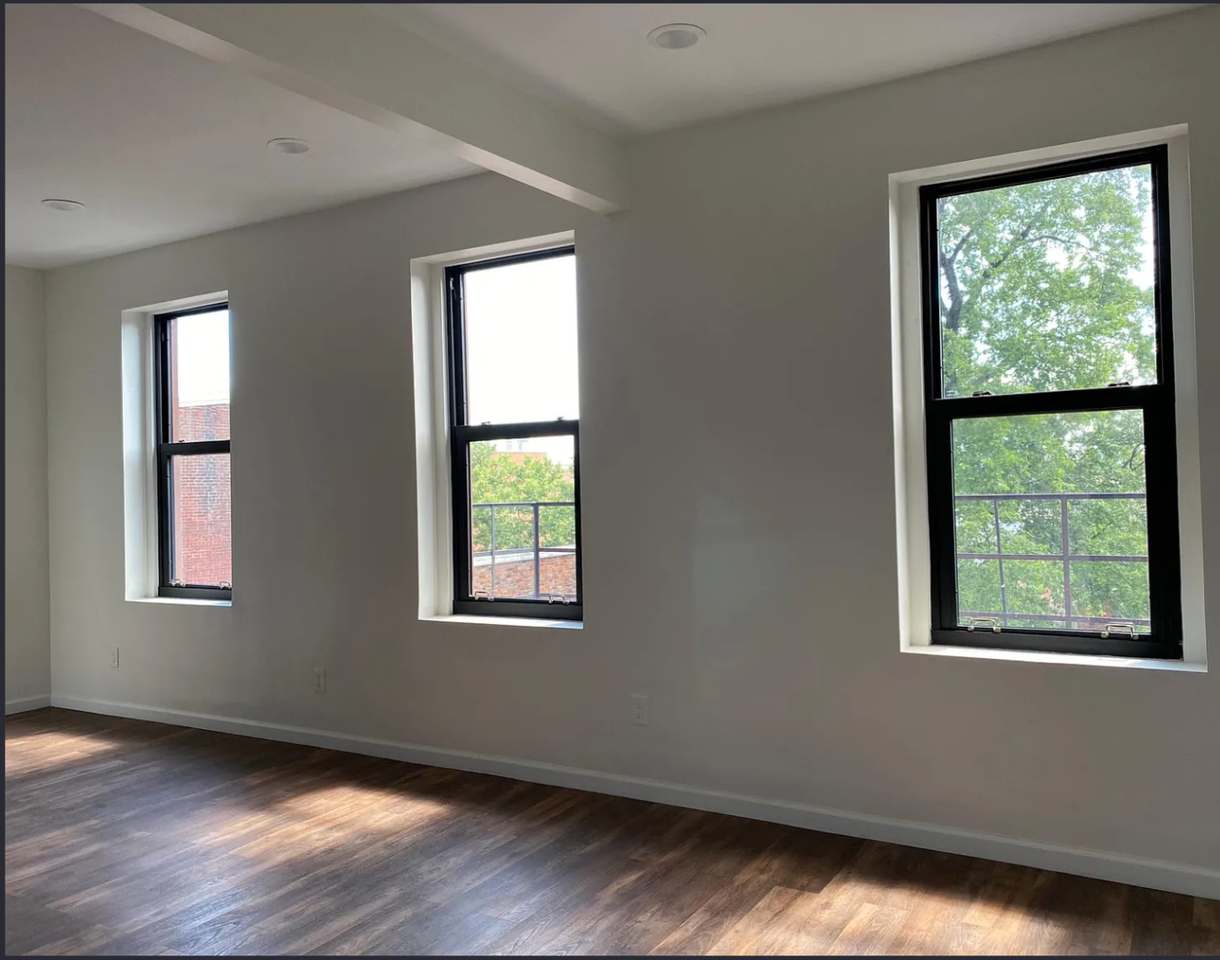 212 Peete St #20 - Photo 3 of 6