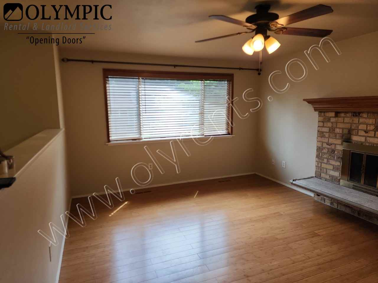 517 Choker Ct Se - Photo 4 of 17