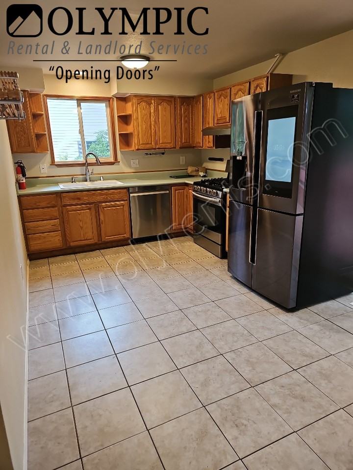 517 Choker Ct Se - Photo 6 of 17