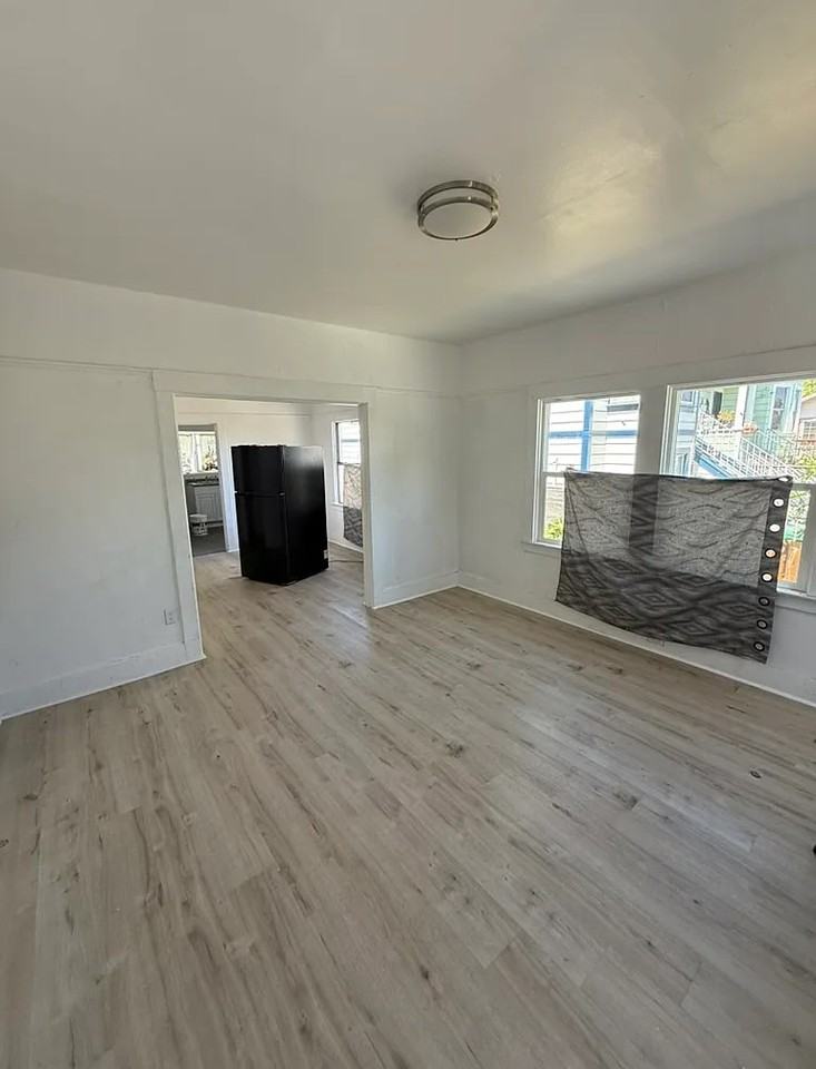 1629 Foothill Blvd #A - Photo 6 of 7