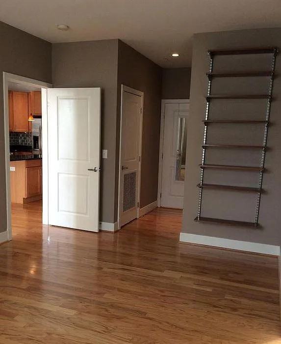 1800 Wilson Blvd #306 - Photo 6 of 15