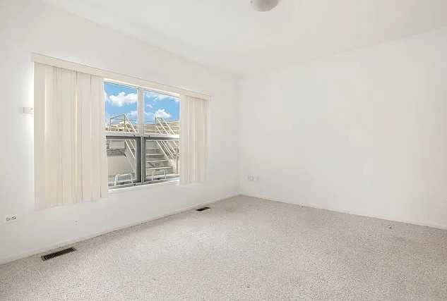 1808 S Michigan Ave #29 - Photo 2 of 14