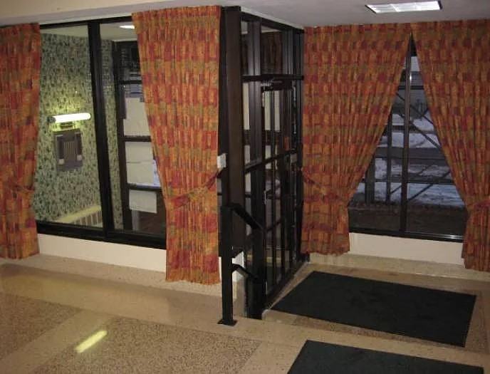 2015 Saint Paul Ave #6K - Photo 3 of 18