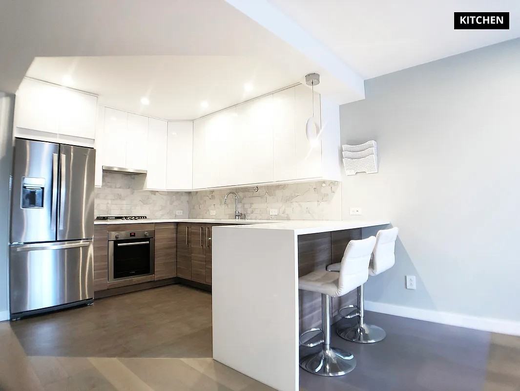 2120 Greene Ave #E3 - Photo 3 of 18