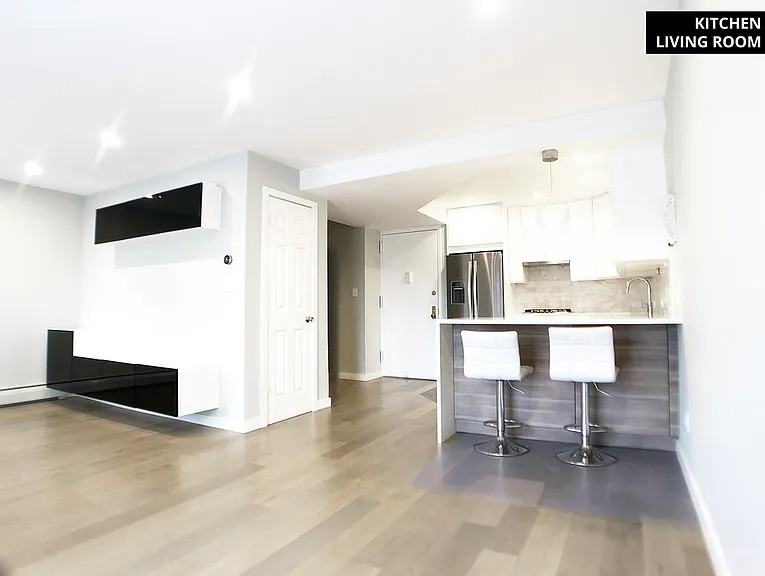 2120 Greene Ave #E3 - Photo 4 of 18