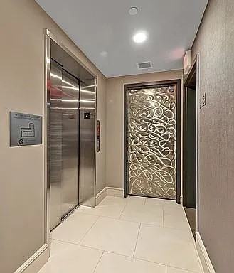 2513 27th St #2A - Photo 3 of 14