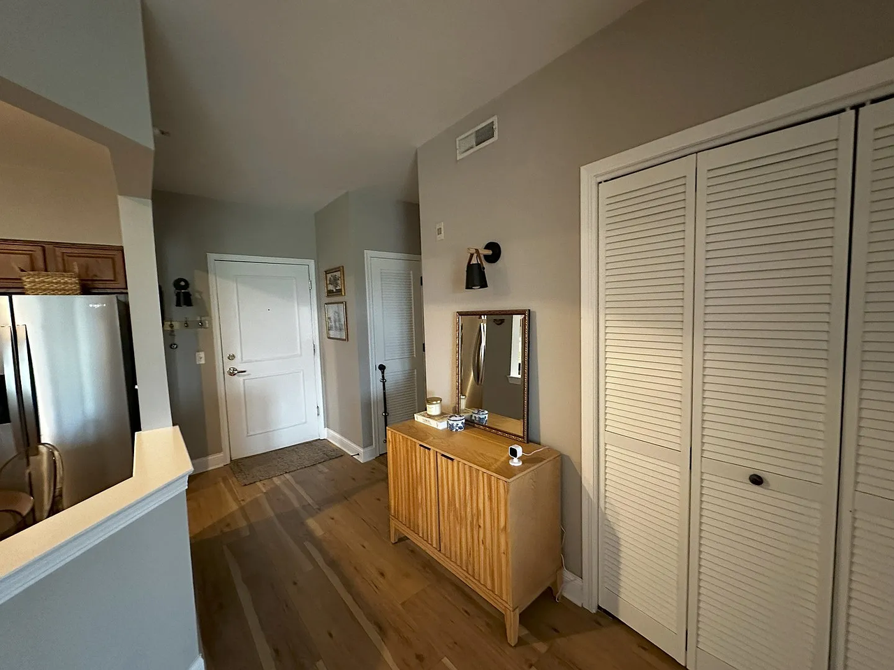 1675 Mill St - Photo 6 of 11