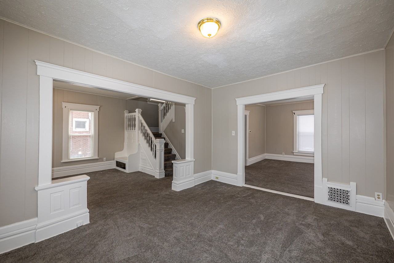 783 Boulevard St - Photo 7 of 28