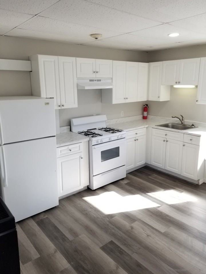 15 Walnut St - Photo 2 of 10