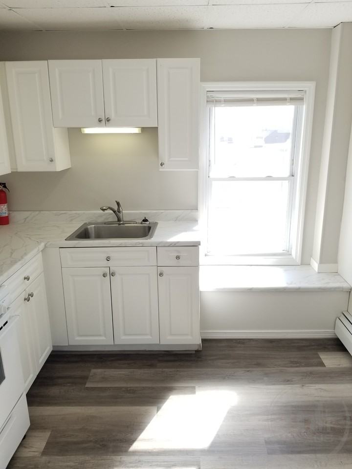 15 Walnut St - Photo 3 of 10