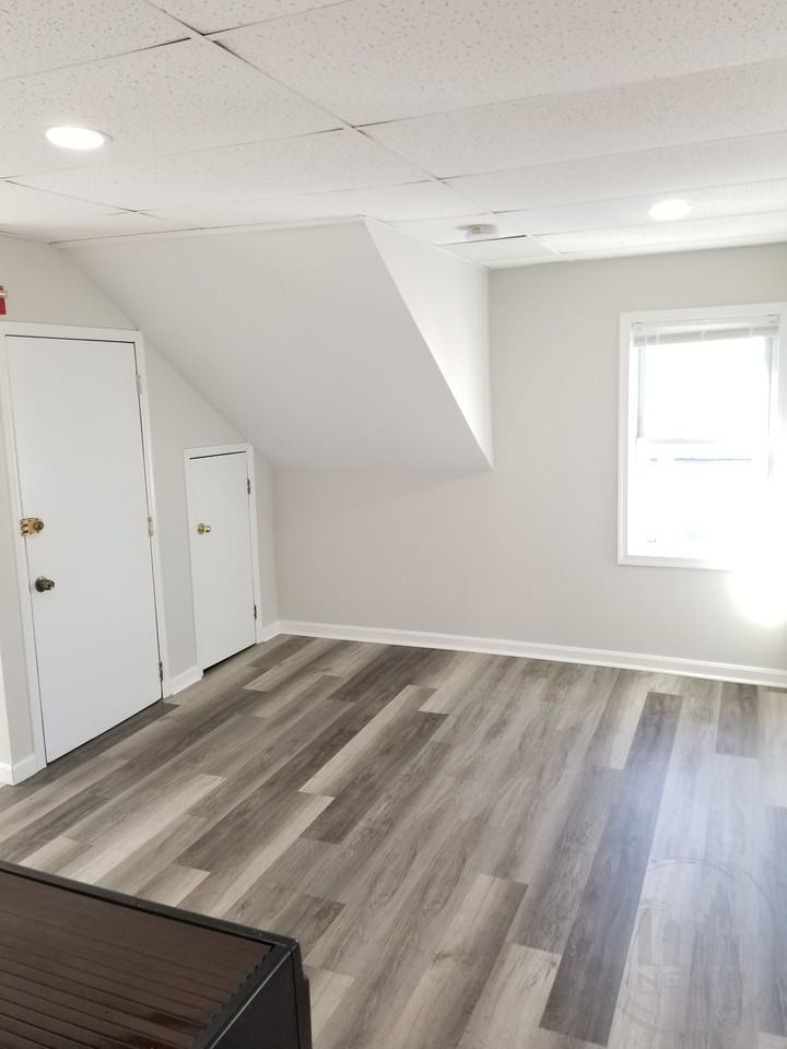 15 Walnut St - Photo 4 of 10