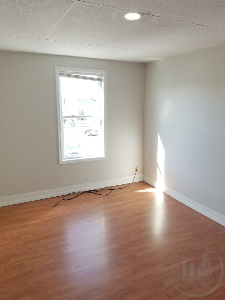 15 Walnut St - Photo 5 of 10