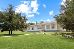 128 Jordan Dr - Photo 1 of 1