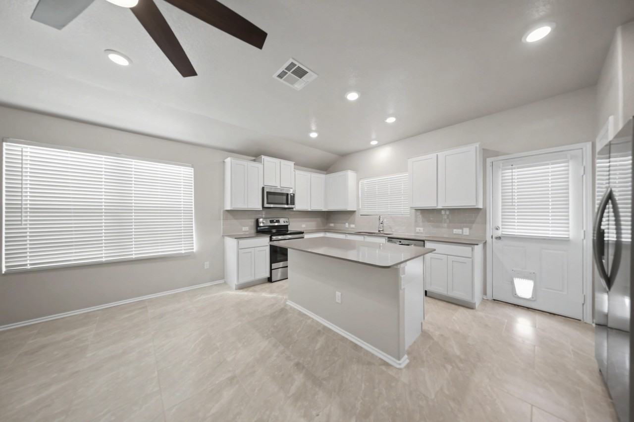 108 Cosmos Ln - Photo 7 of 25