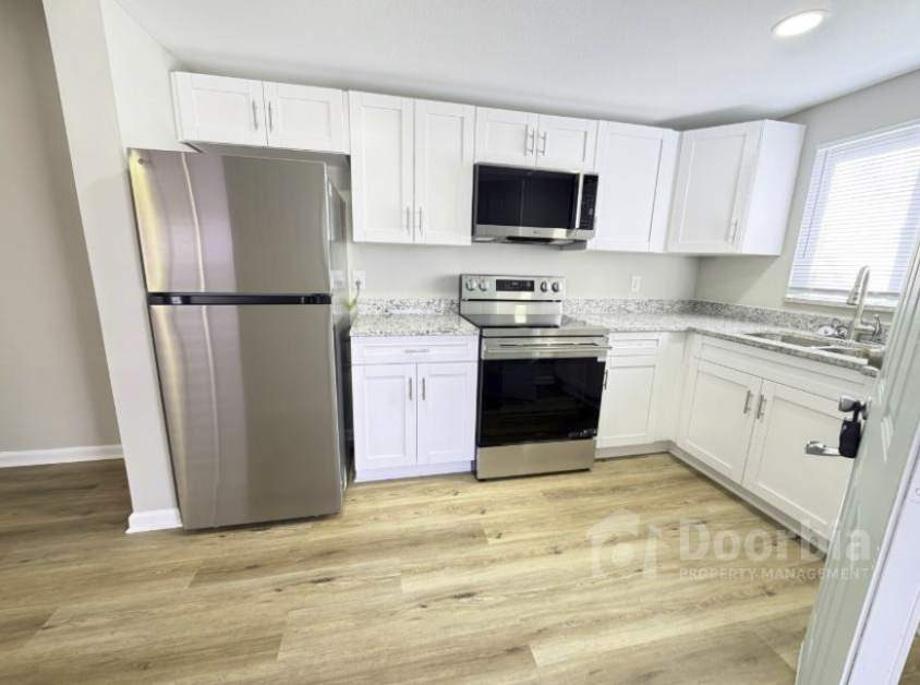 6327 Kimberly Ln - Photo 2 of 9