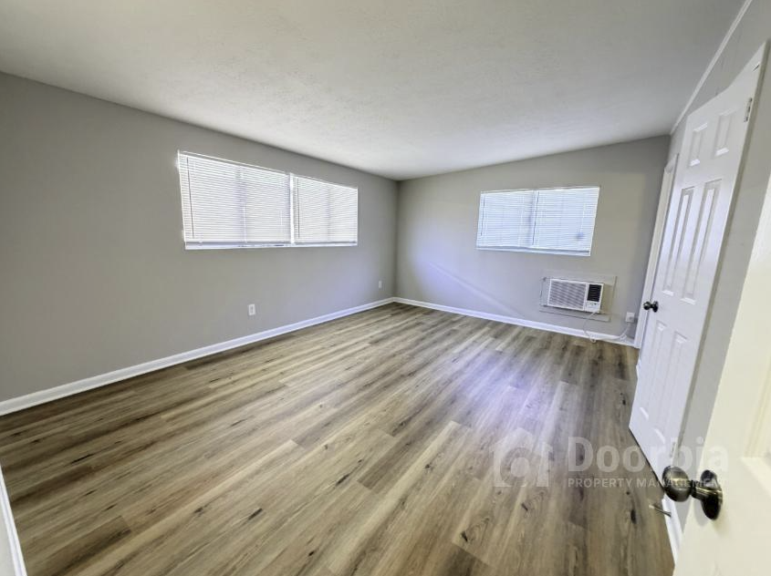 6327 Kimberly Ln - Photo 6 of 9