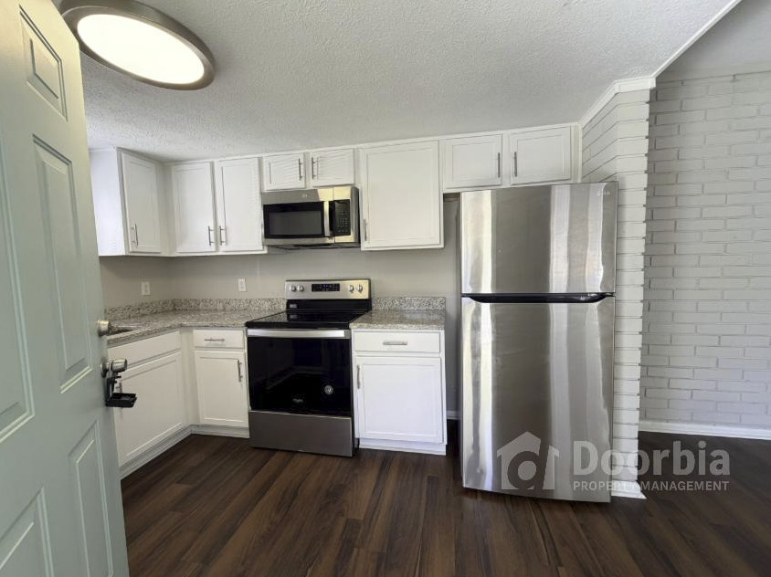 6341 Kimberly Ln - Photo 2 of 9