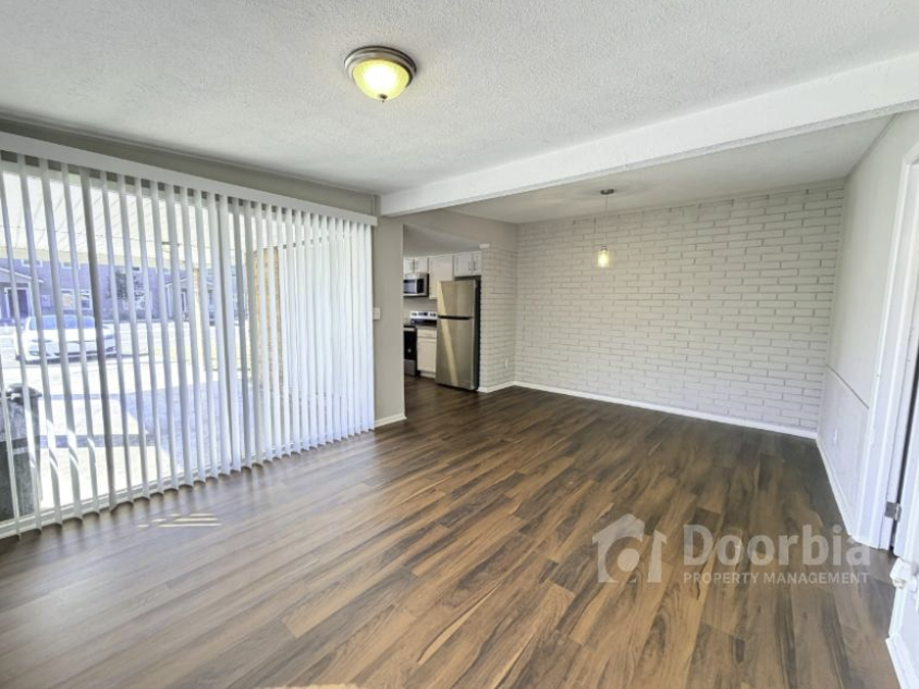 6341 Kimberly Ln - Photo 5 of 9