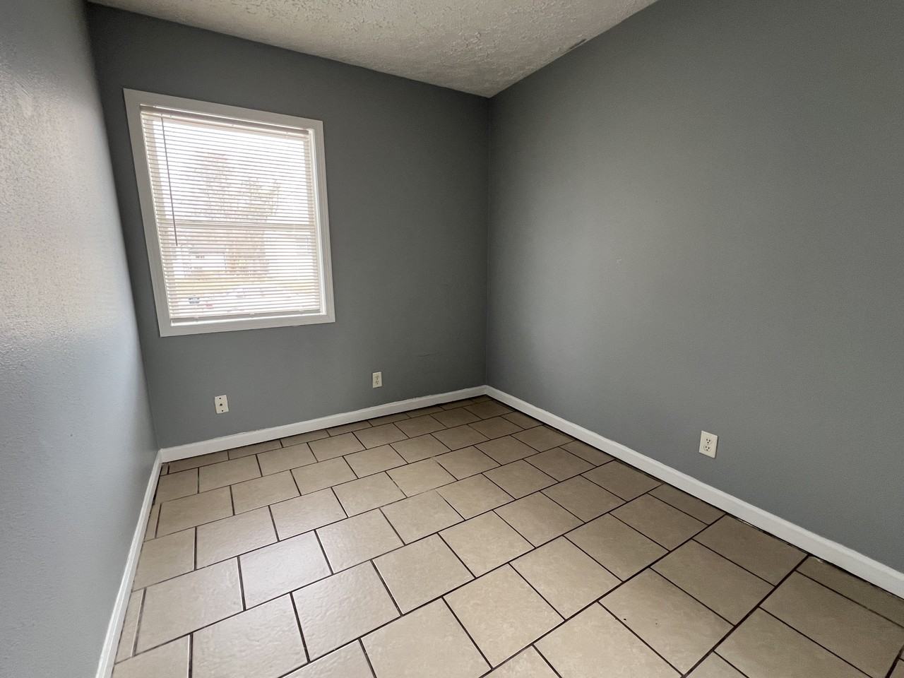 9707 Conried Dr - Photo 7 of 16