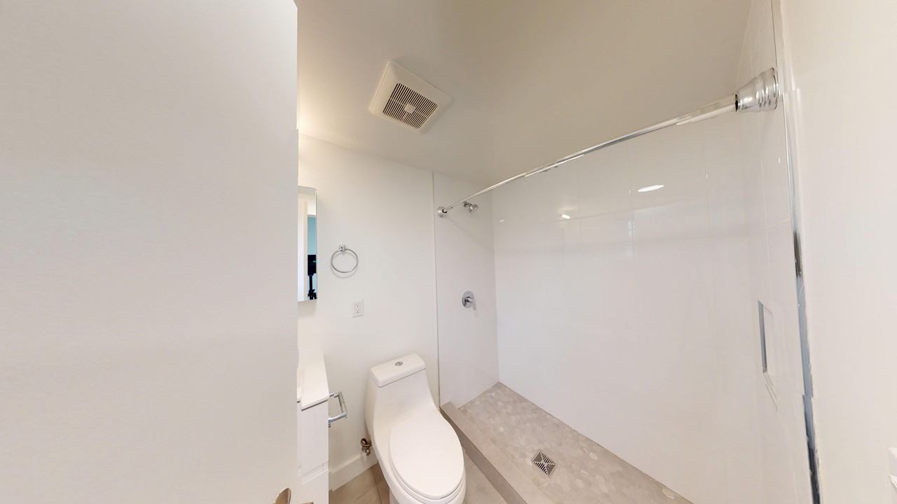 2500 Durant Avenue - Photo 5 of 33