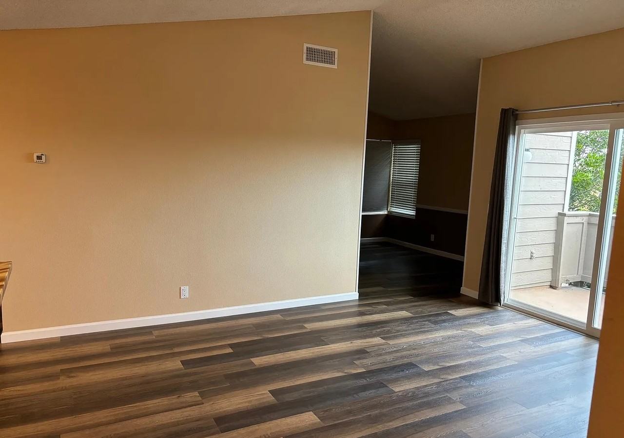 1059 Shadowridge Dr - Photo 6 of 9