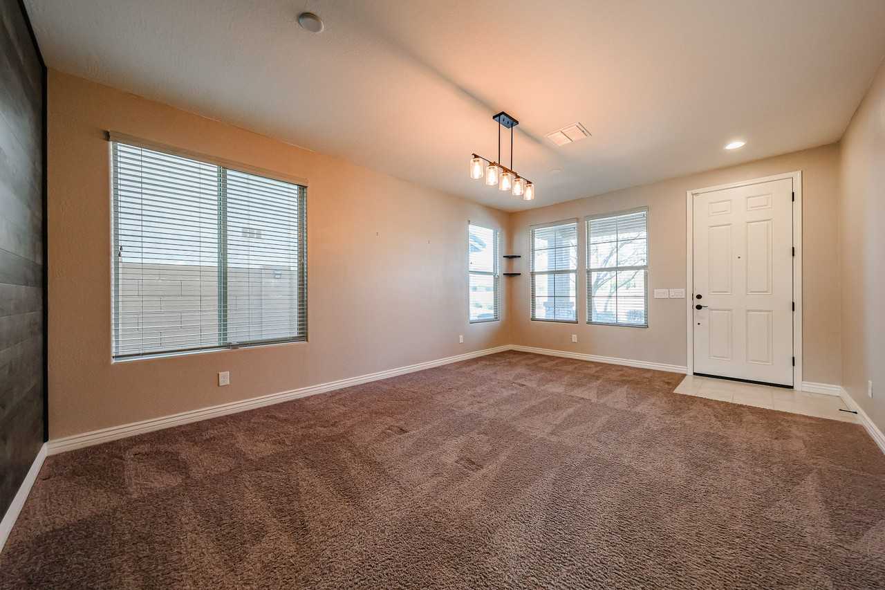 22483 N 95th Dr - Photo 5 of 50