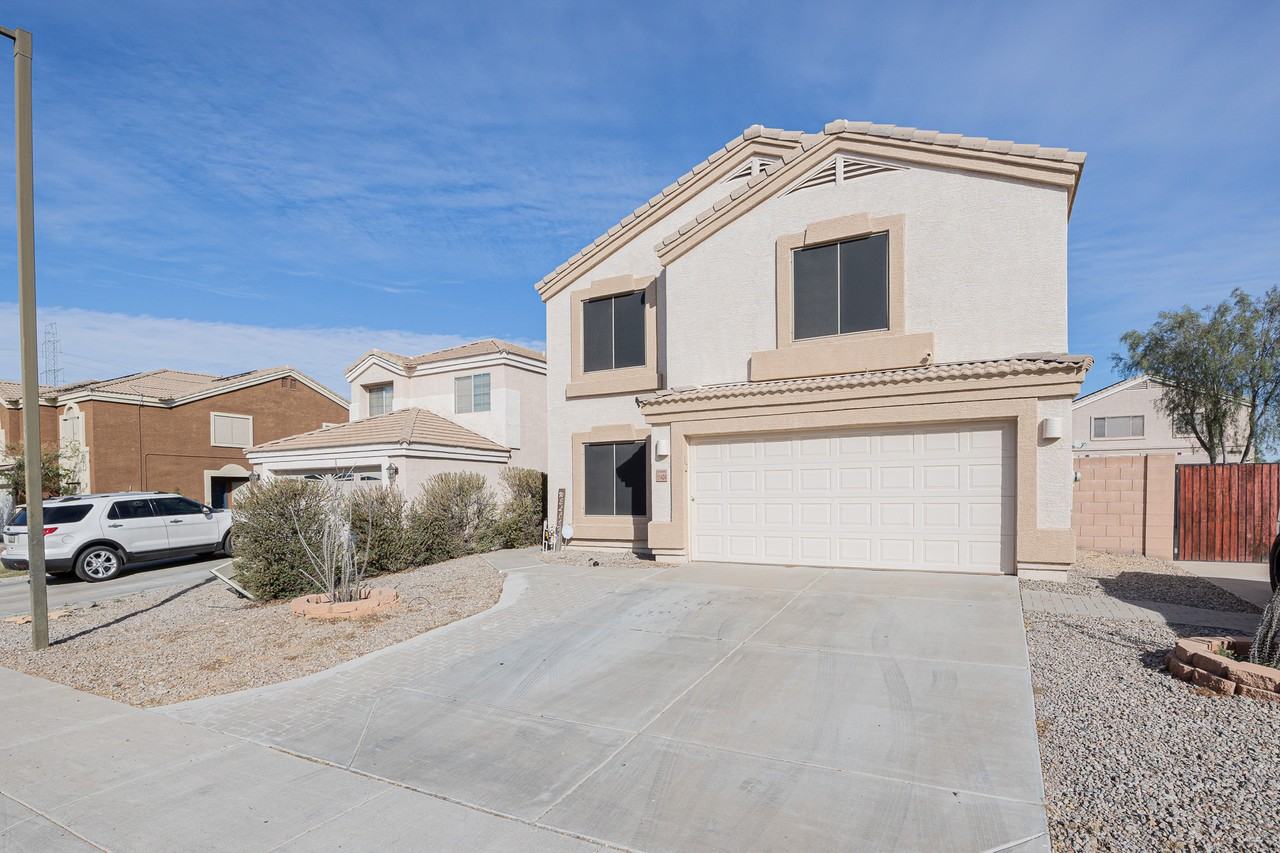 11424 W Austin Thomas Dr - Photo 3 of 40