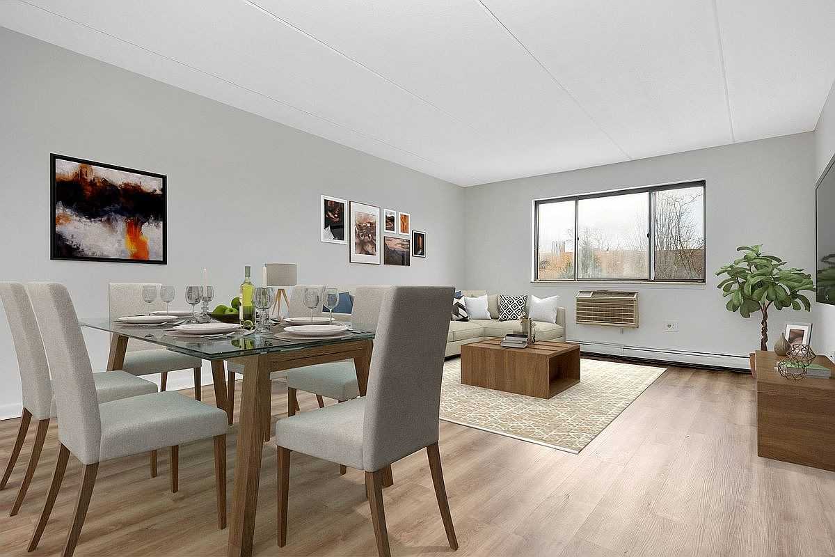 17020 Crocheron Ave #206 - Photo 4 of 6