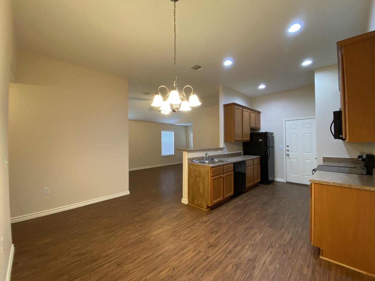 1222 Orange St - Photo 3 of 10