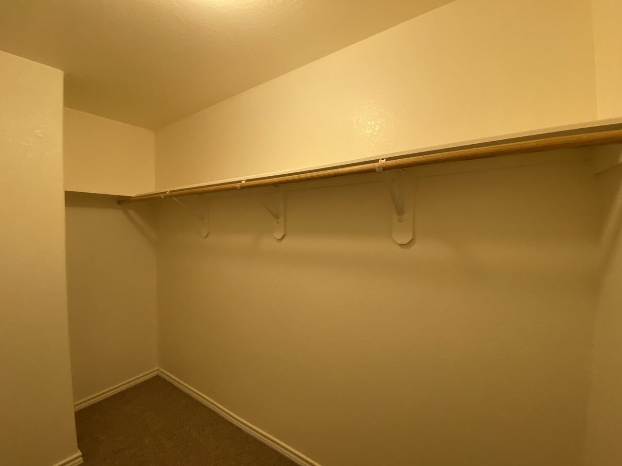 1222 Orange St - Photo 7 of 10