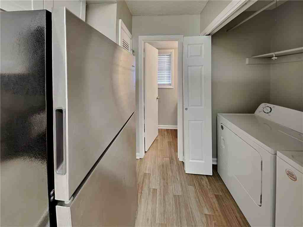 5022 Hawthorne Ct Se #1 - Photo 5 of 16