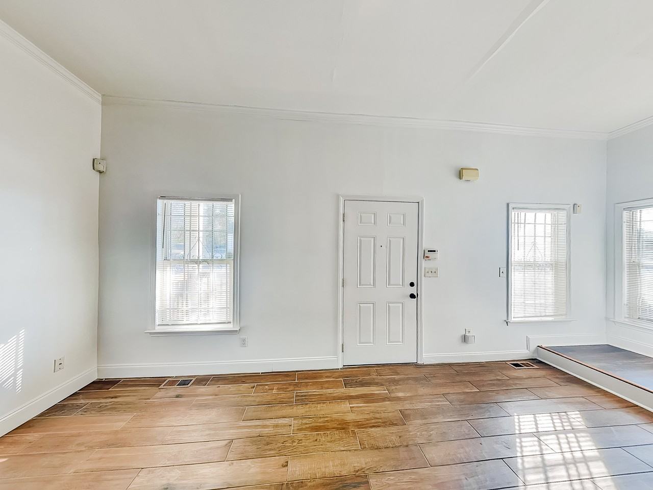 333 Fletcher St Sw - Photo 2 of 19