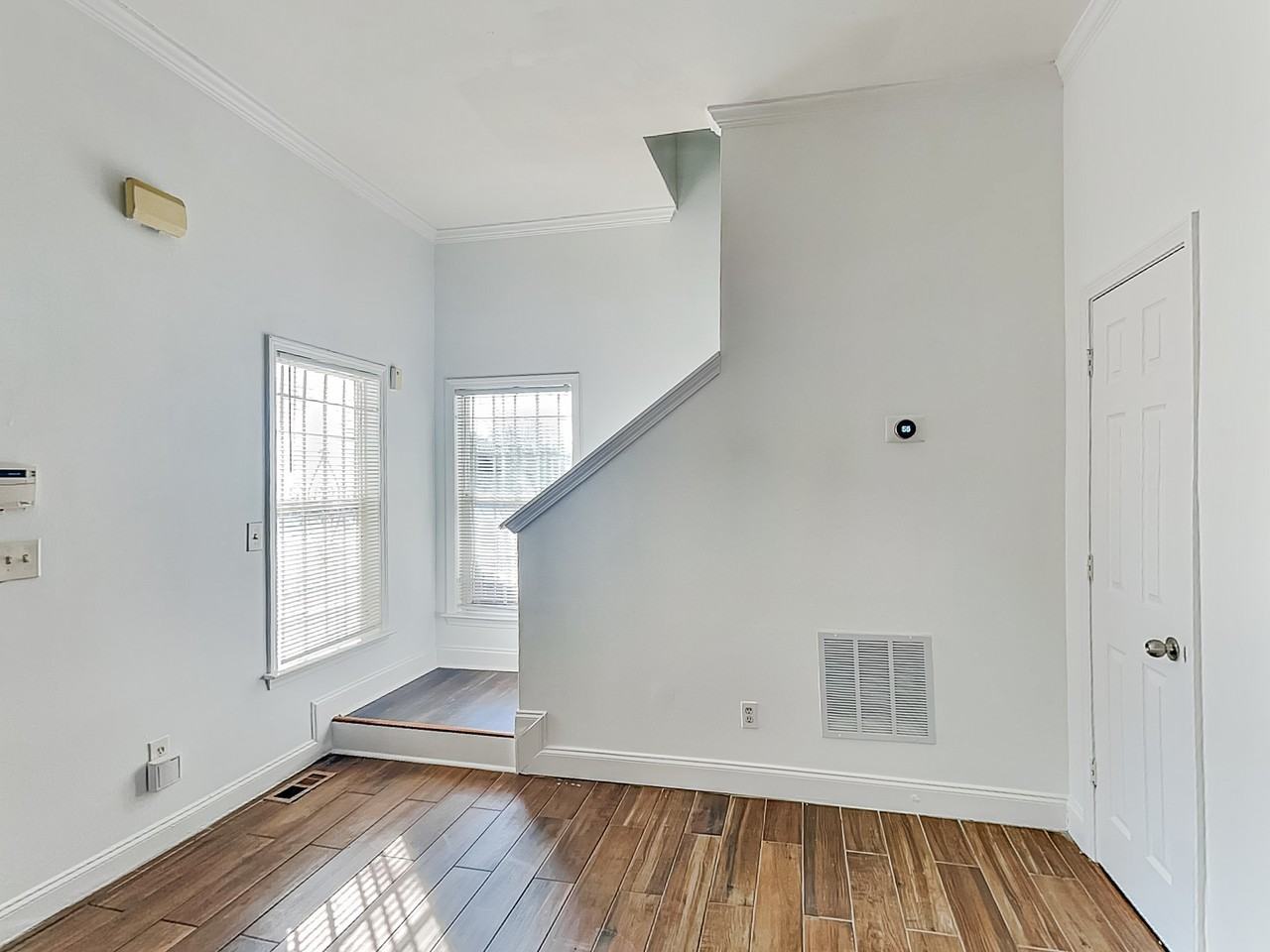 333 Fletcher St Sw - Photo 3 of 19