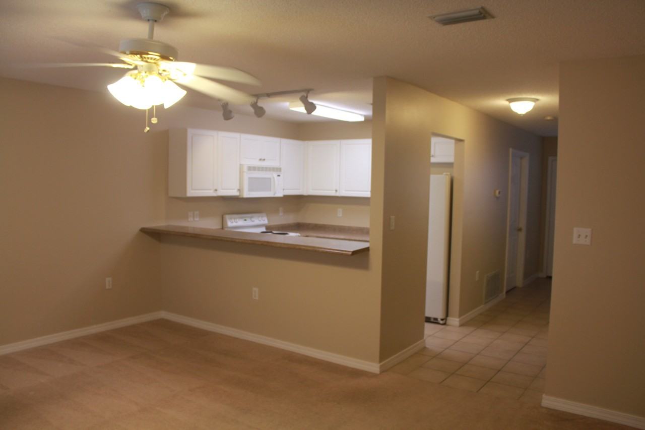 976 Scenic Oak Ln - Photo 6 of 20