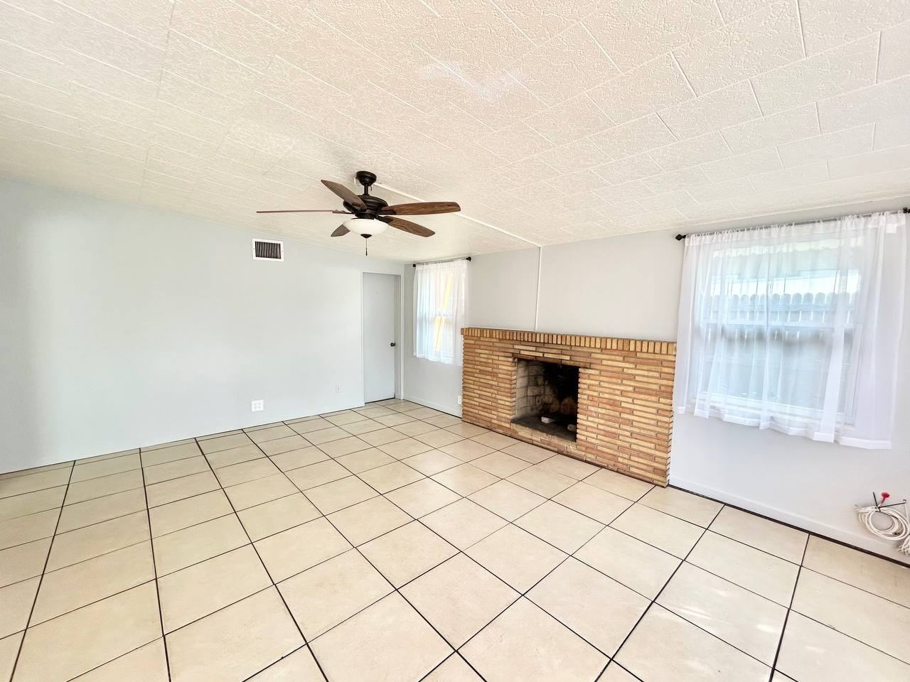 5209 10th Ave S - Photo 5 of 24