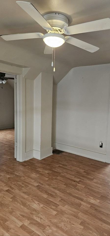 611 Liberty Dr #2 - Photo 4 of 9