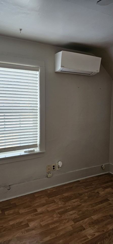 611 Liberty Dr #2 - Photo 7 of 9