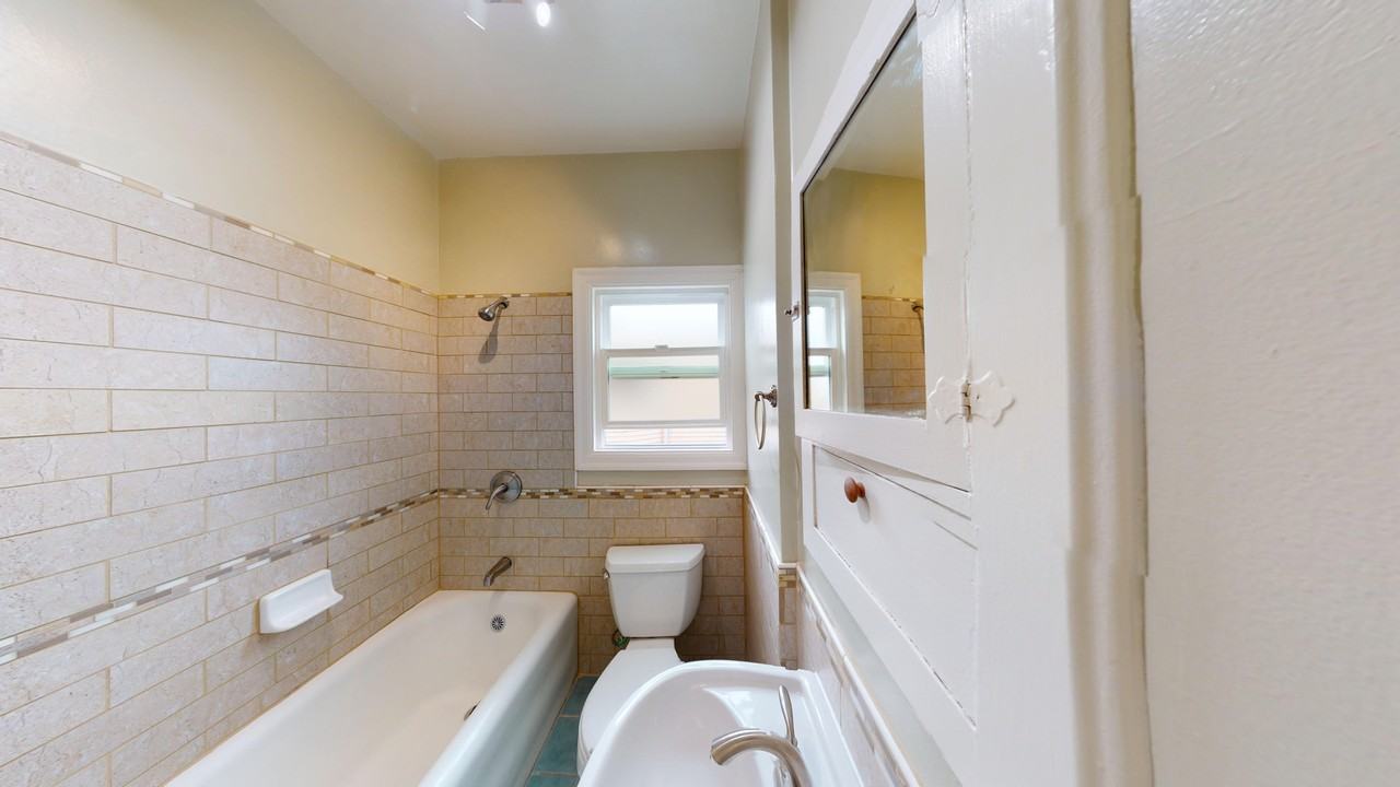 2410 Dwight Way - Photo 7 of 50