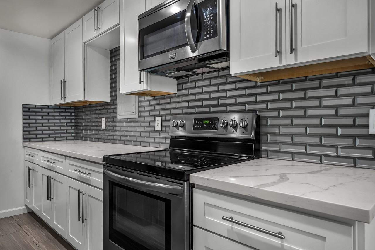 722 N Orlando Ave #104 - Photo 5 of 30